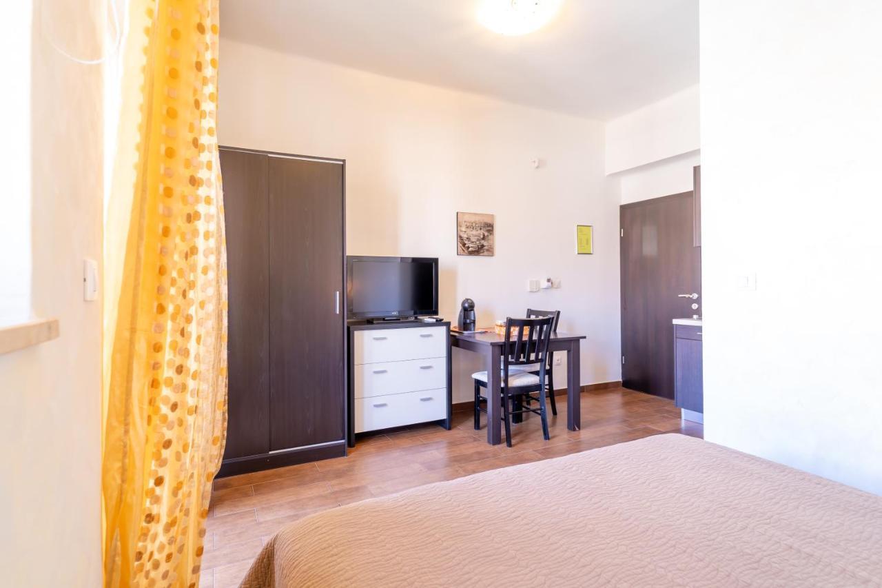 Apartments Naja Сплит Экстерьер фото