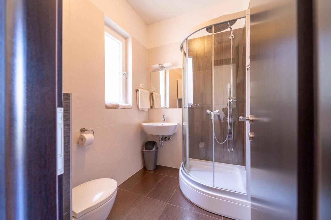 Apartments Naja Сплит Экстерьер фото